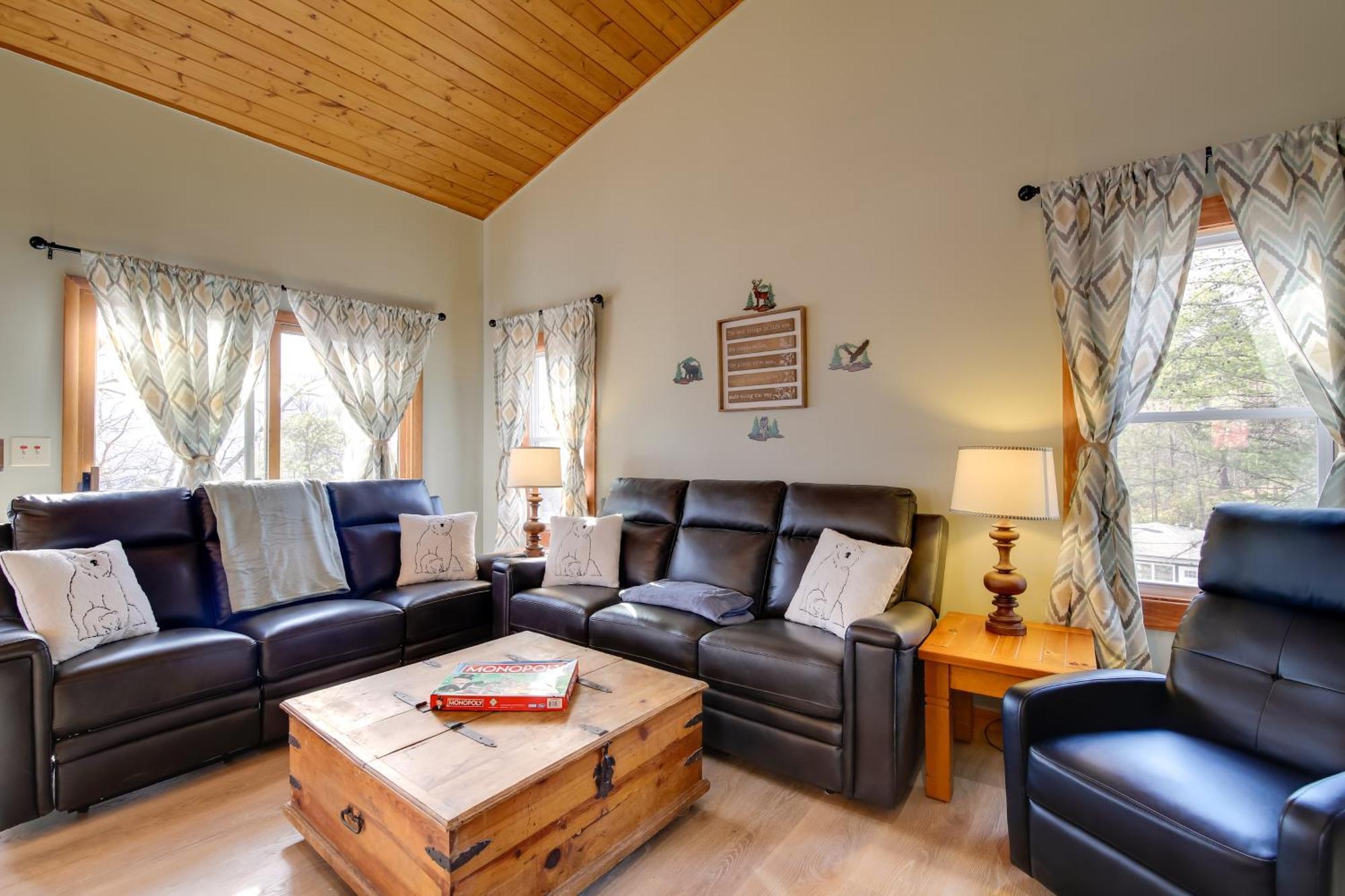 Gatlinburg Mountain Cabin With Hot Tub, Deck And Games Exteriör bild