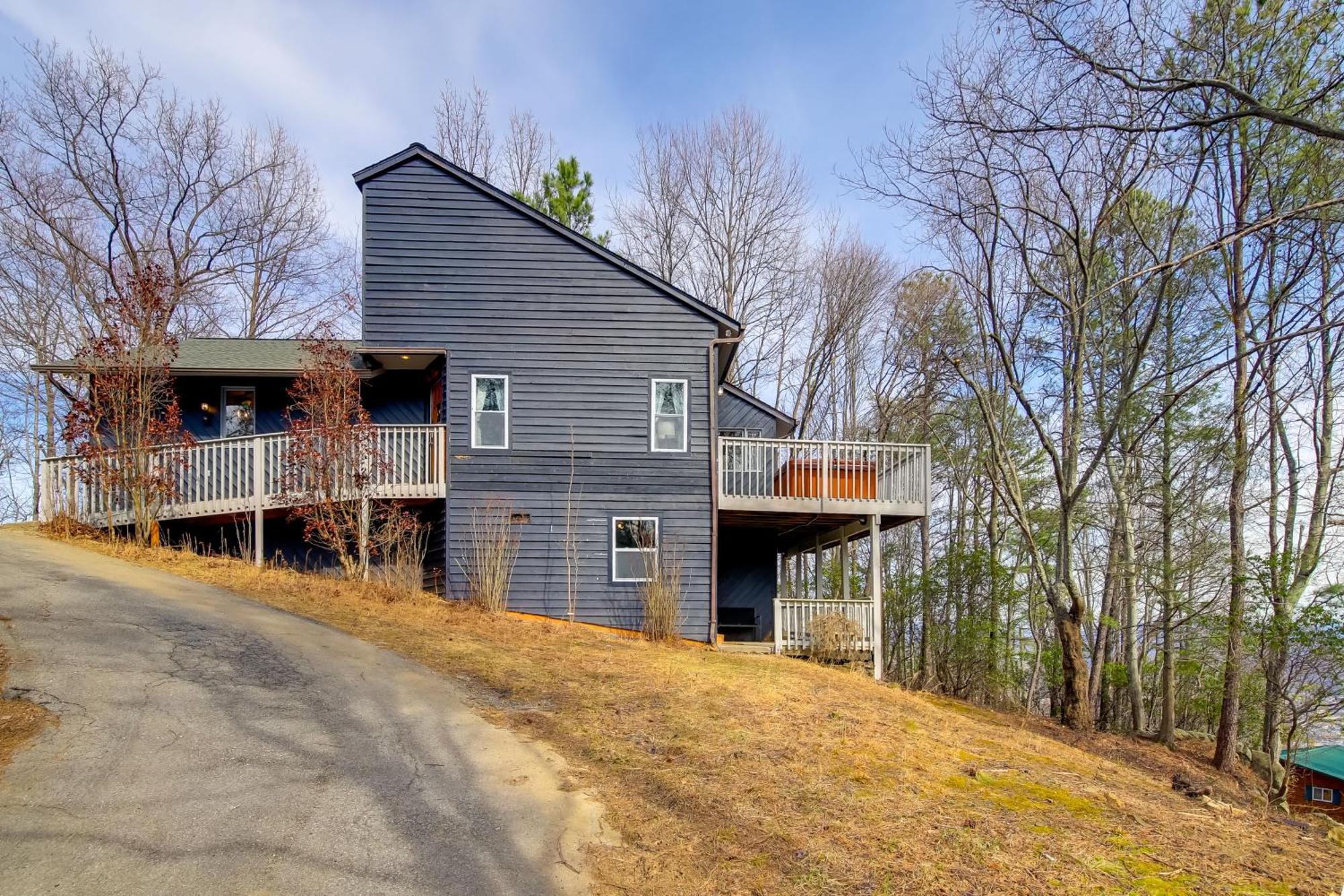 Gatlinburg Mountain Cabin With Hot Tub, Deck And Games Exteriör bild